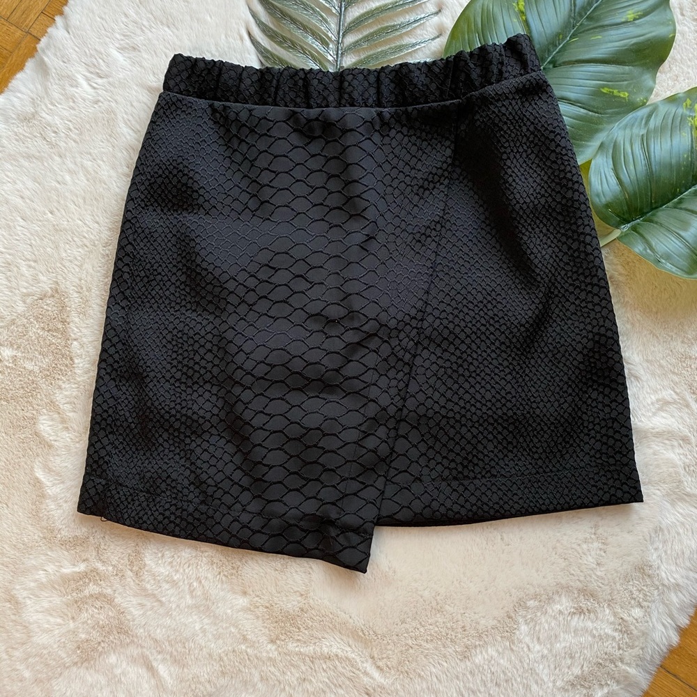 Top Shop black mini skirt